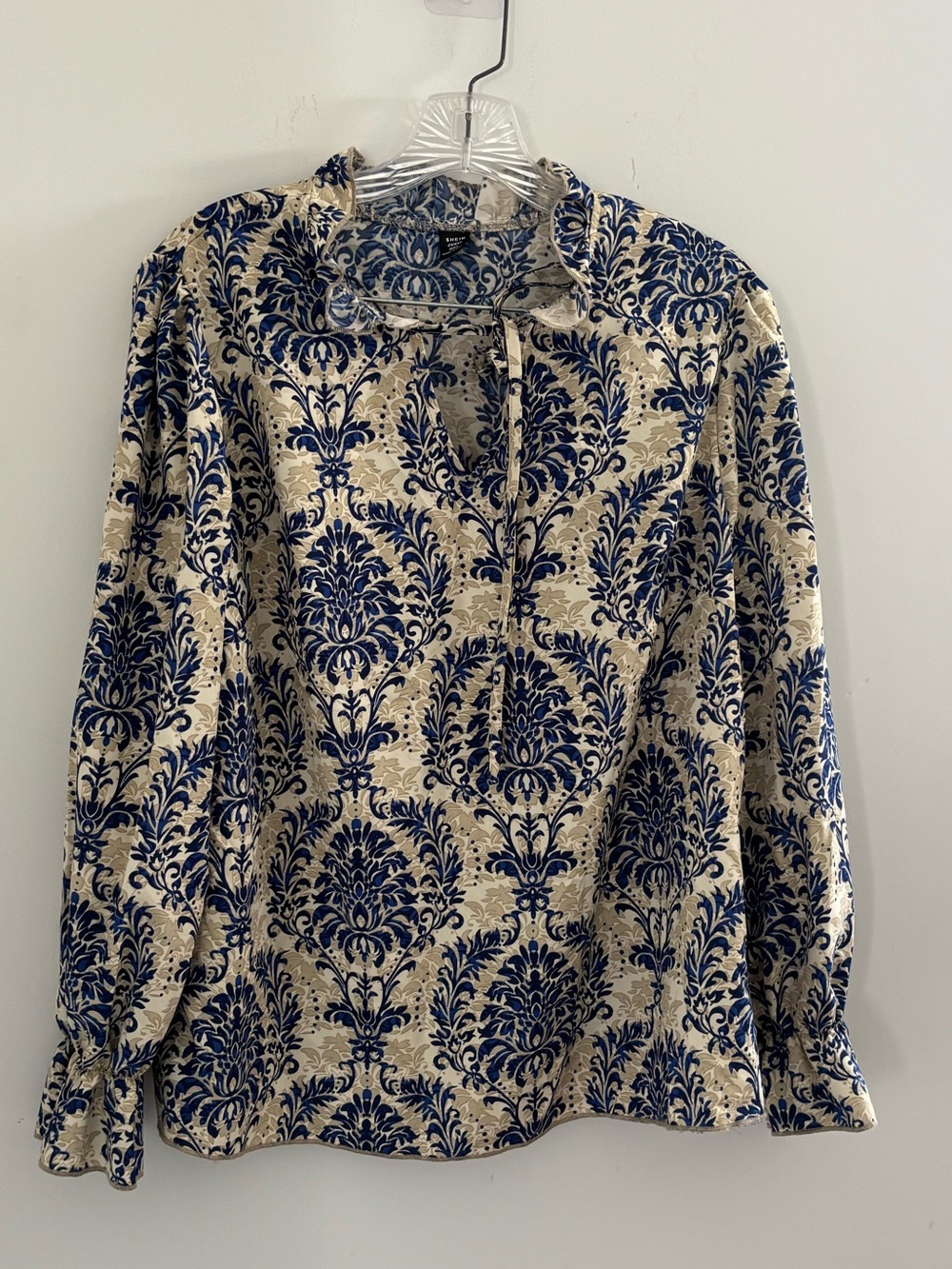 SHEIN Blue & Cream Damask Print Ruffle V-Neck Blouse - Picture 2 of 9